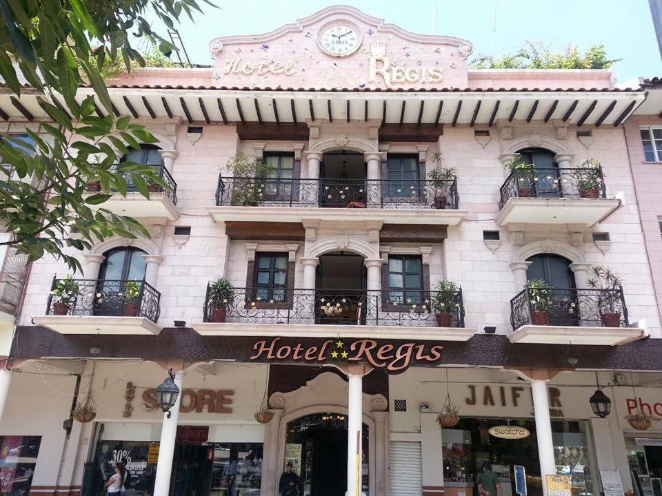 Hotel Regis Uruapan  Exterior photo